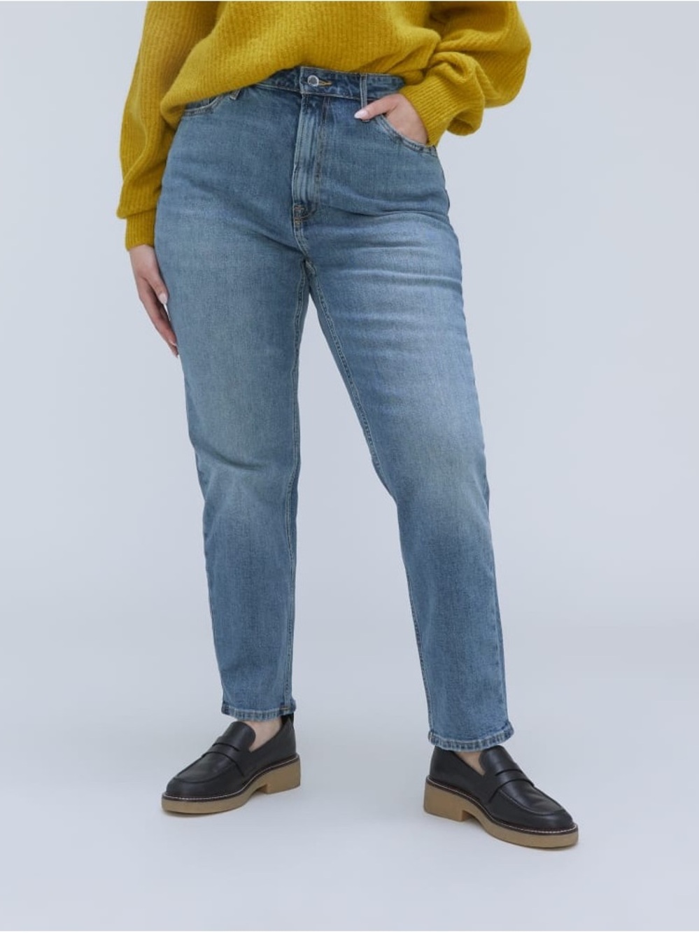 Everlane Curvy Cheeky Jeans - NWT Size 32